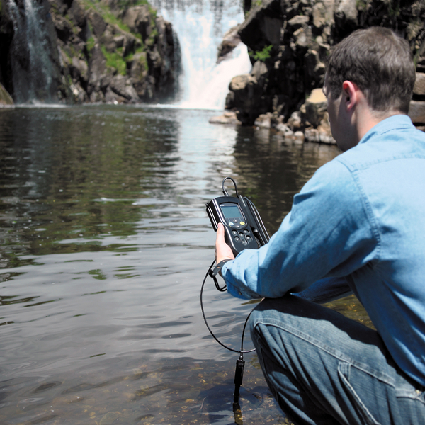 1451202379902075.jpg 美國HACH HQ14d電導率分析儀1.jpg